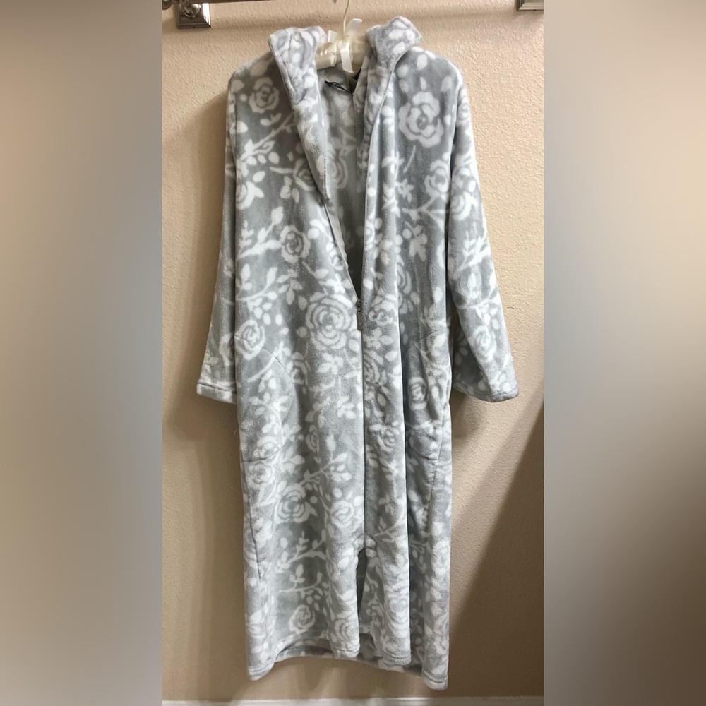 Floral Gray Robe